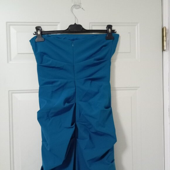 Nicole Miller Strapless Ruched Evening Gown Size 6 Womens - Picture 10 of 13